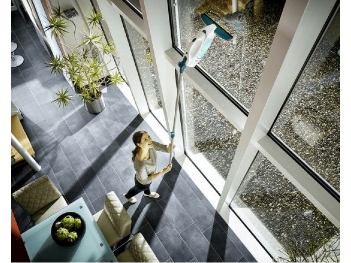 שואב חלונות נטען Click System Dry & Clean מבית Leifheit