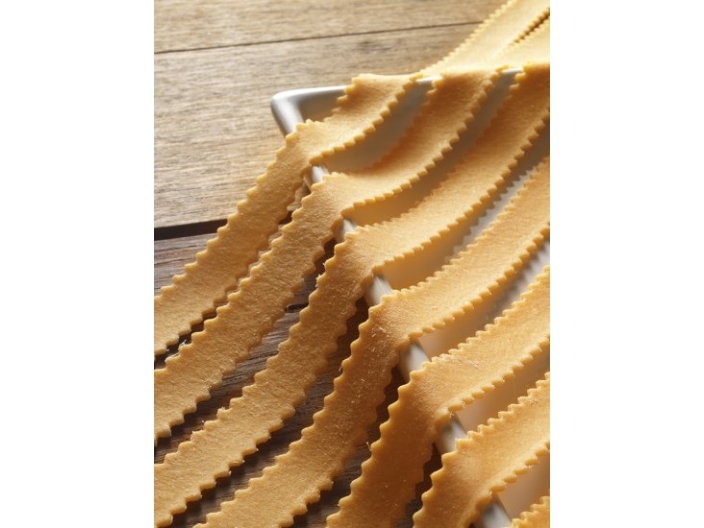 מכונת פסטה Marcato Otello מהדורה מוגבלת - שמפניה