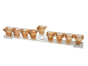 חנוכייה פס קריסטל ענבר 37x8 ס